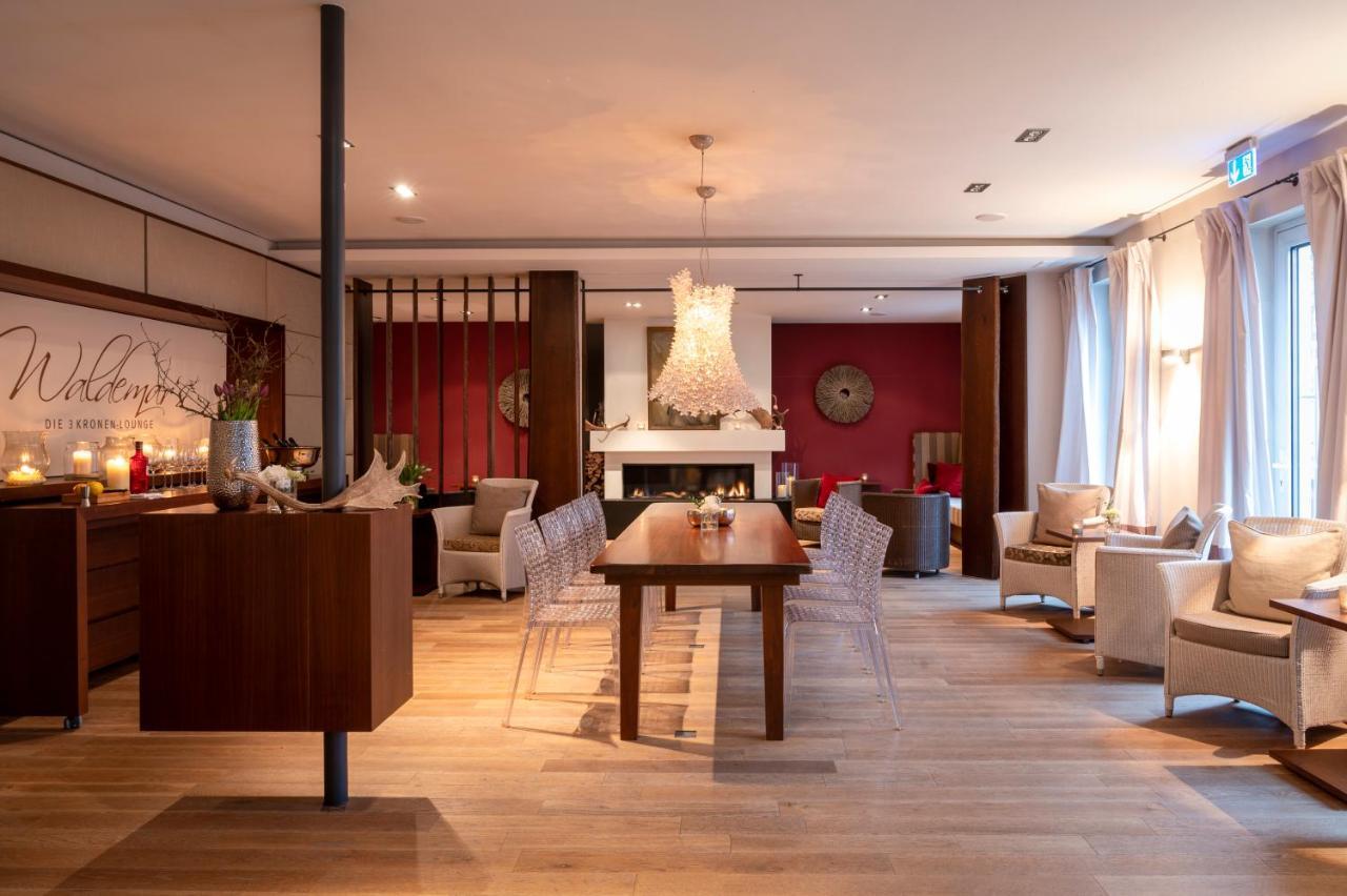 Landhotel 3Kronen Adelsdorf Εξωτερικό φωτογραφία