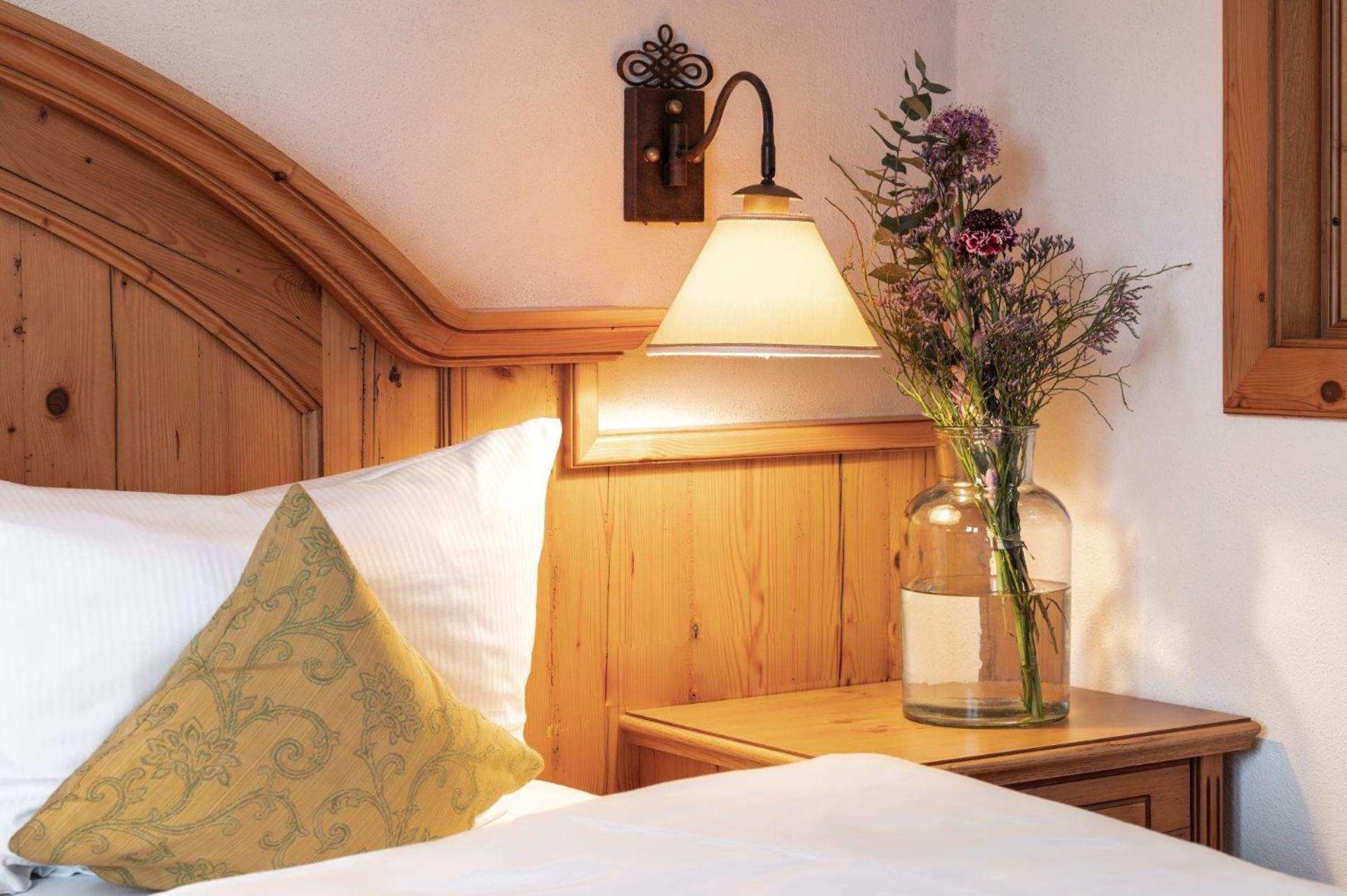 Landhotel 3Kronen Adelsdorf Εξωτερικό φωτογραφία