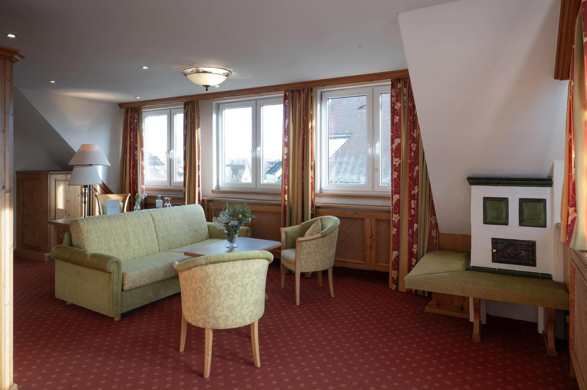 Landhotel 3Kronen Adelsdorf Εξωτερικό φωτογραφία